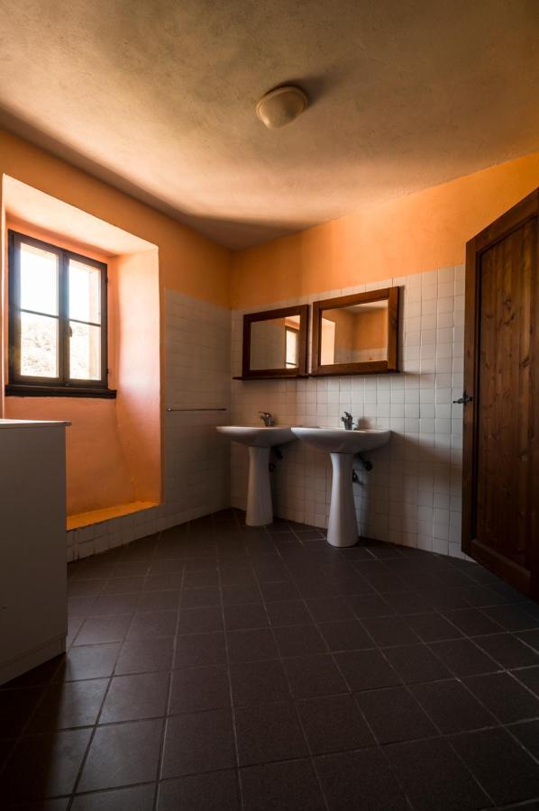 Ostello Podesteria Di Gombola - Arte E Territorio Polinago エクステリア 写真